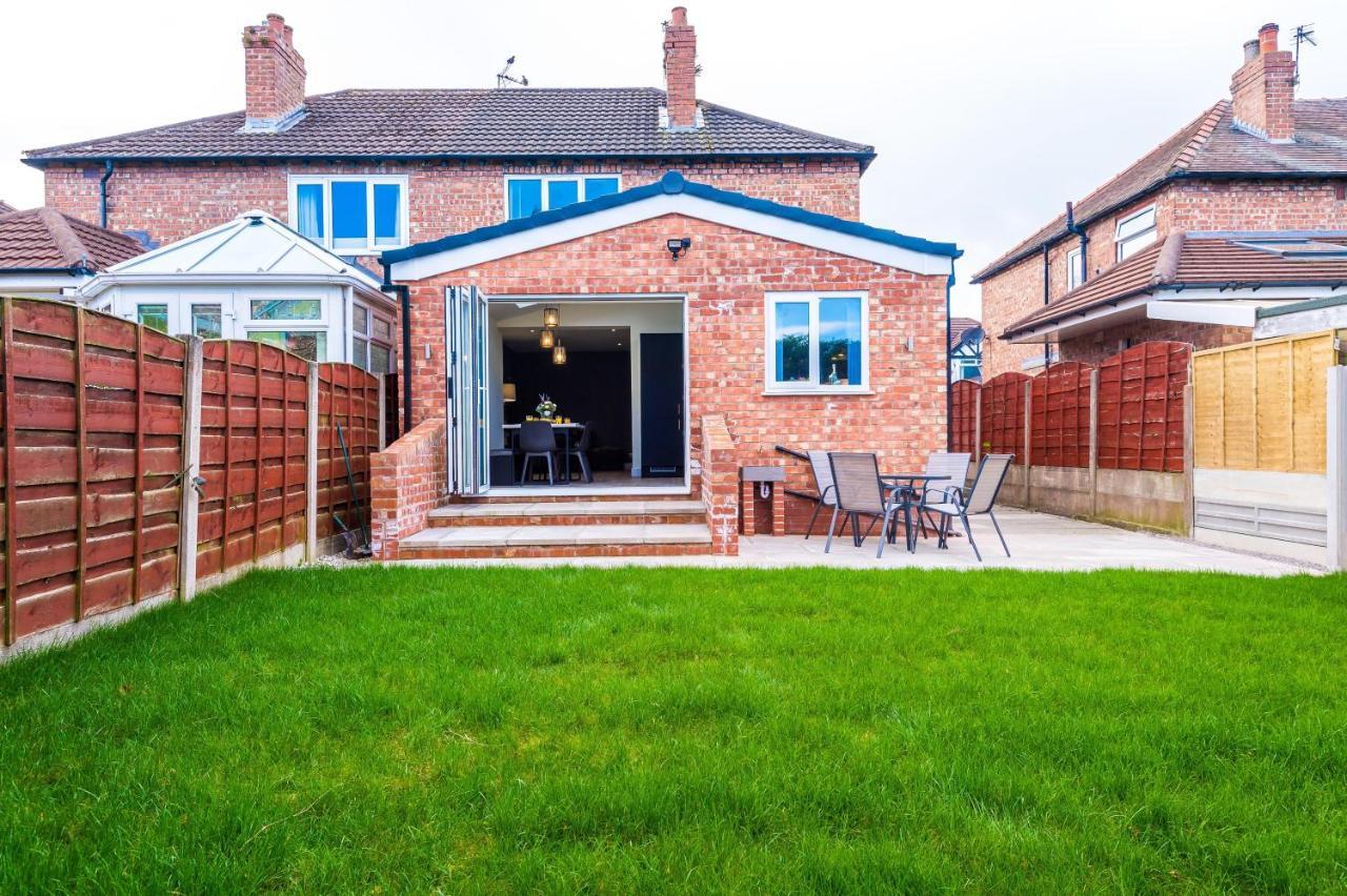 Sandileigh House By Yourstays - Luxurious 3 Bedroom House In Altrincham Exteriér fotografie