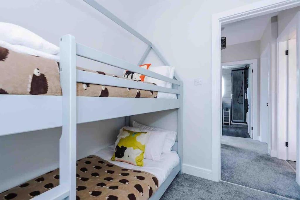 Sandileigh House By Yourstays - Luxurious 3 Bedroom House In Altrincham Exteriér fotografie