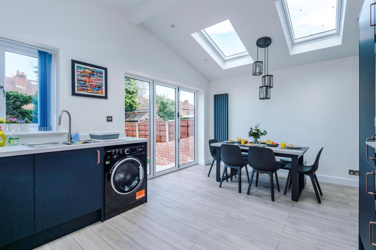 Sandileigh House By Yourstays - Luxurious 3 Bedroom House In Altrincham Exteriér fotografie
